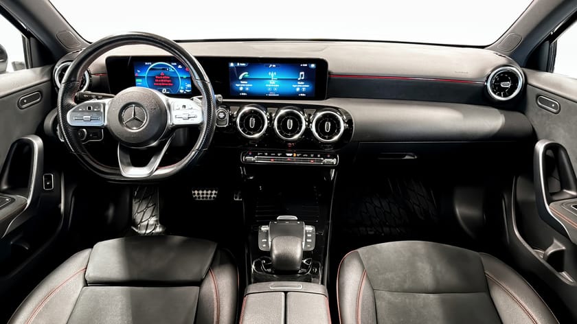 Bild 4 av Mercedes-Benz A 250 e 250e AMG 218hk Värmare Backkamera Navi