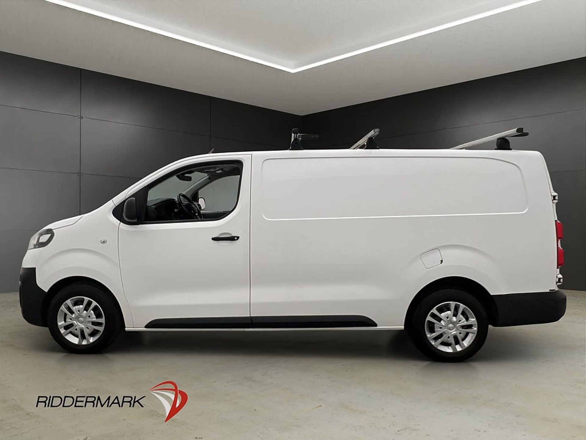 Opel Vivaro 2020, bild 6/10