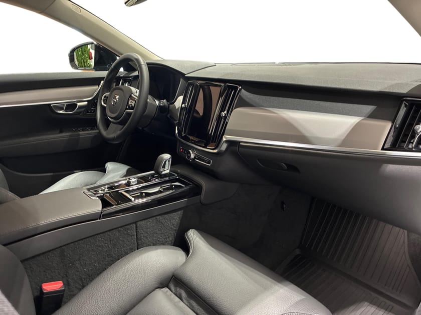 Bild 4 av Volvo V90 T6 Plus Dark Nordic Edition - 360&HarmanKardon
