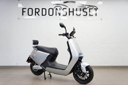 Yadea G5