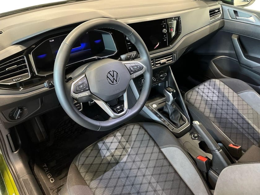 Bild 4 av Volkswagen Taigo R-LINE 1.0 TSI 116 HK BACKKAMERA/LED MATRIX STRÅLK