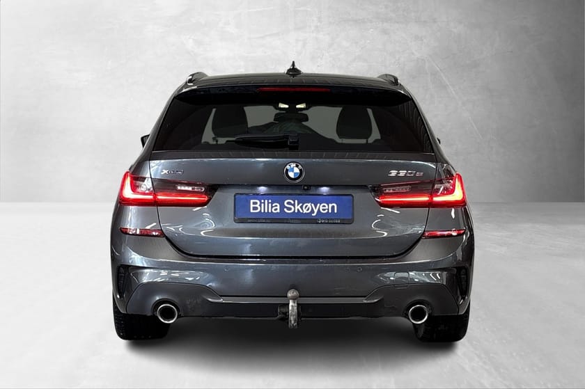 Bilde 3 av BMW 330e xDrive Touring