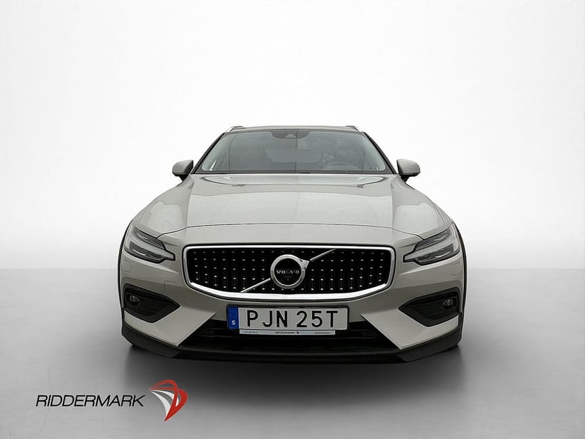 Bild 2 av Volvo V60 Cross Country D4 AWD Advanced H/K Skinn Drag 360°