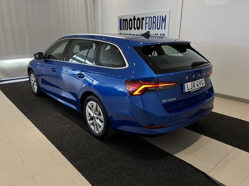 Bild 3 av Škoda Octavia Kombi STYLE 1,0 TSI M-HEV Värmare, Drag, V-Hjul