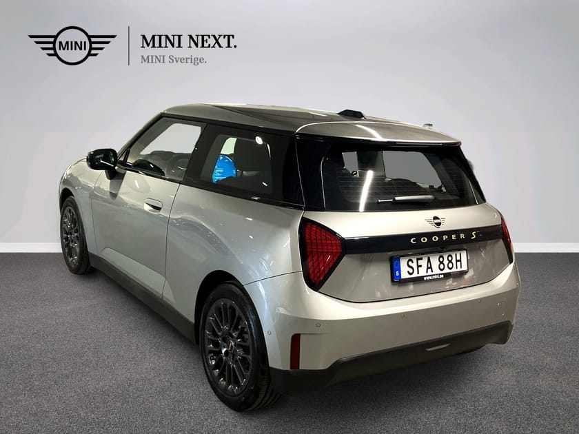 Bild 5 av MINI Cooper SE Essential Trim, Paket S