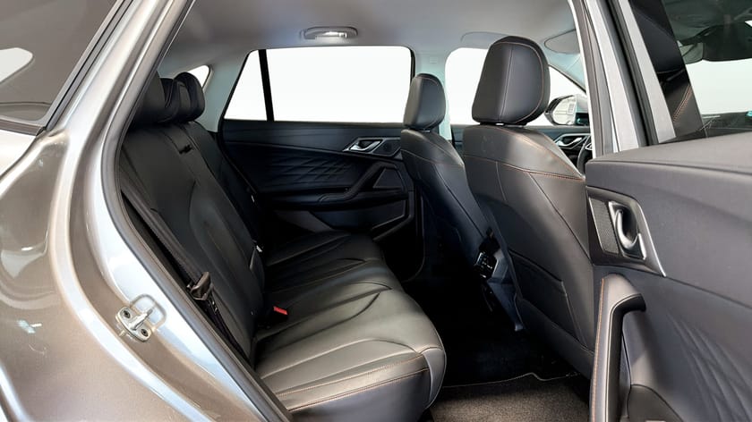 Bild 5 av MG HS PHEV LUXURY PLUG-IN HYBRID 307Hk / 360° / CarPlay