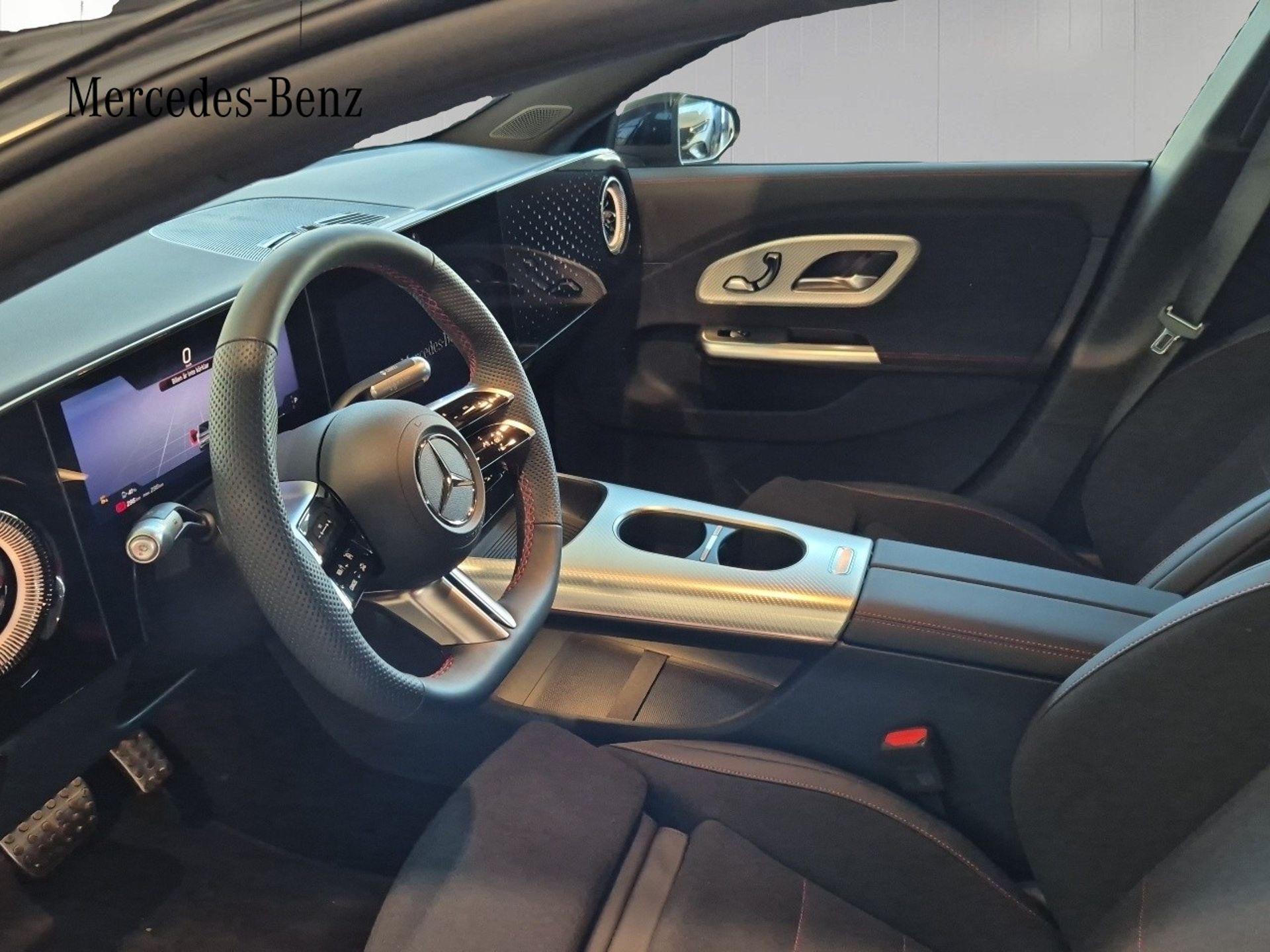 Mercedes-Benz CLA 350 4MATIC 2025, bild 7/21