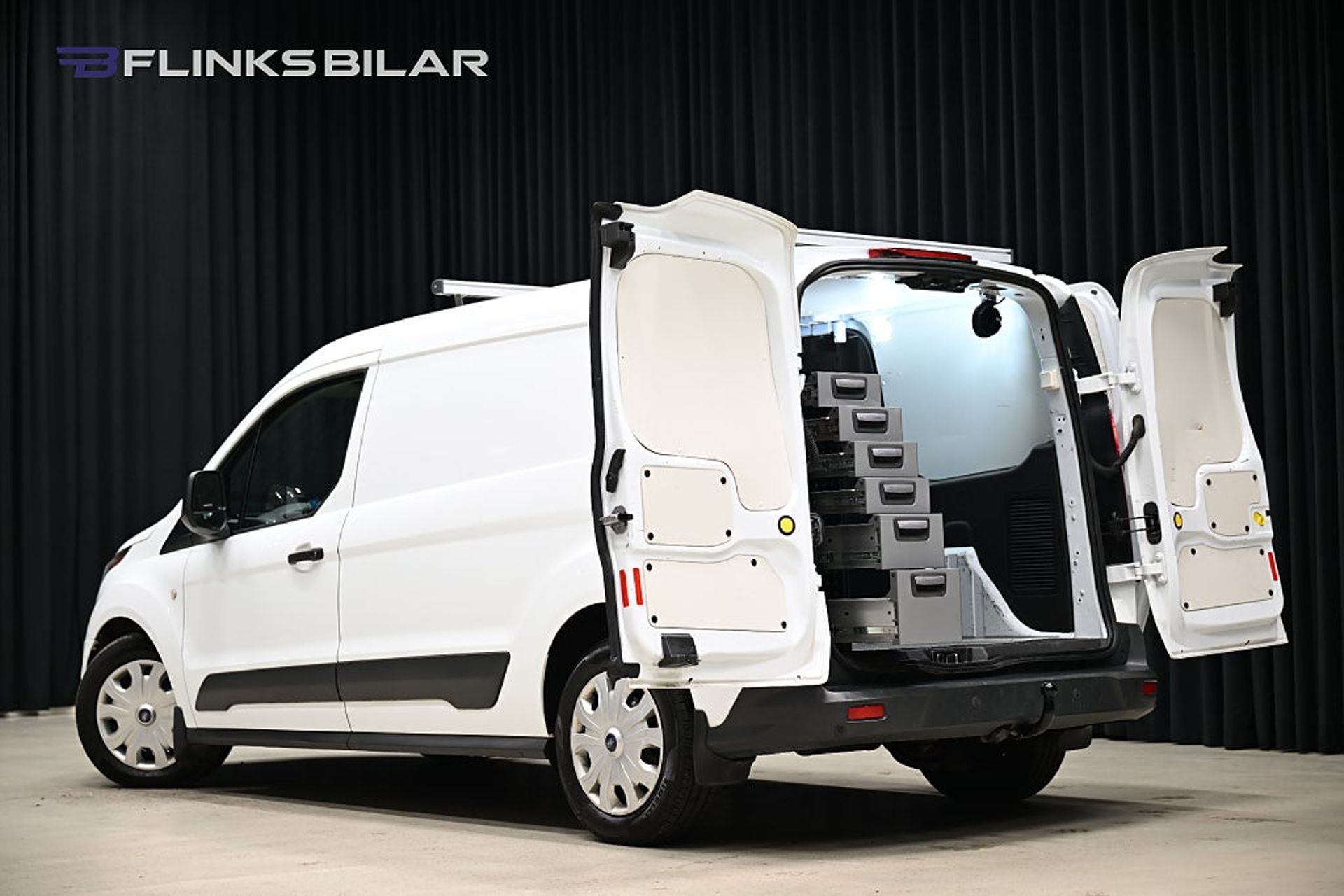 Ford Transit Connect 2017, kuva 6/10