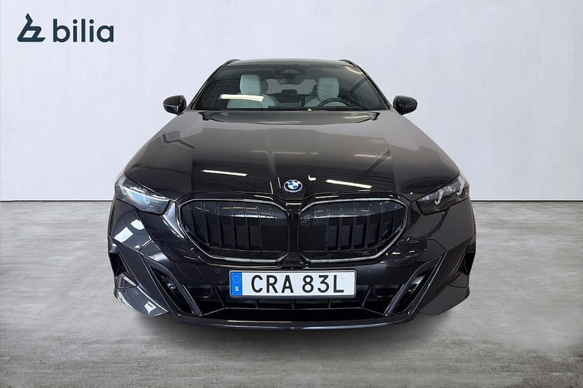 Bild 2 av BMW 530e xDrive Touring M Sport Pro/HuD/HK/360/Drag/20"/Keyless