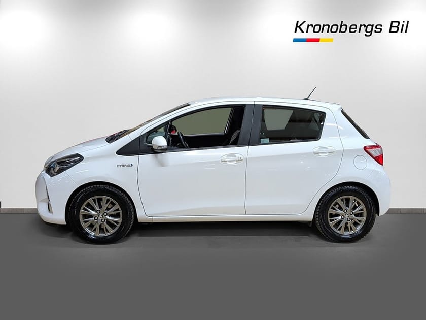 Bild 4 av Toyota Yaris Hybrid Active 101 hk Automat