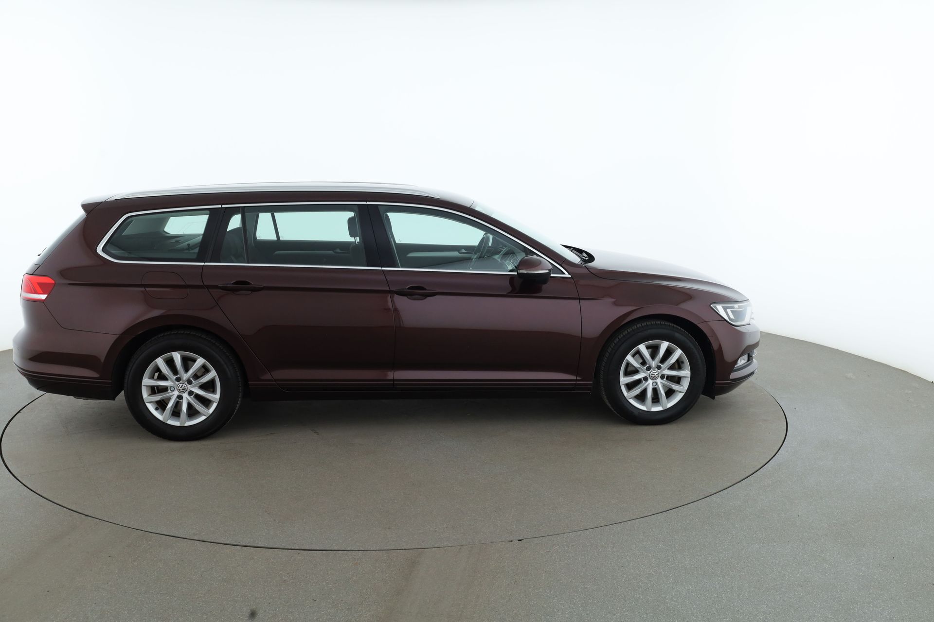 Volkswagen Passat 2016, bild 7/27