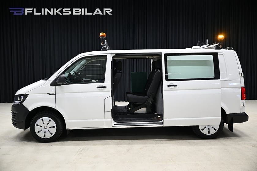 Bild 4 av Volkswagen Transporter Kombi TDI 4Motion 150HK Dubbelhytt|V-Inredd|Dubbeldörr|SeUtr!