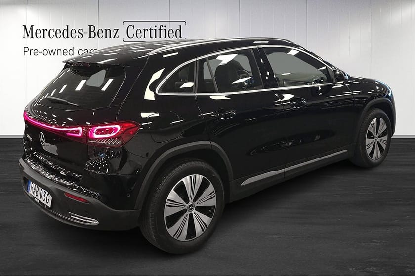 Bild 3 av Mercedes-Benz EQA 250 Distronic Backkamera Värmare
