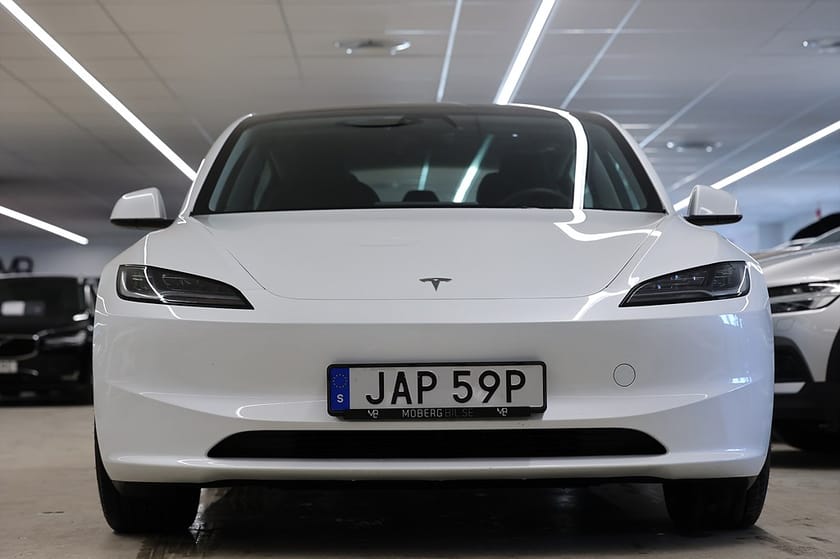 Bild 5 av Tesla Model 3 Long Range AWD 400hk AP Pano Läder Värmare