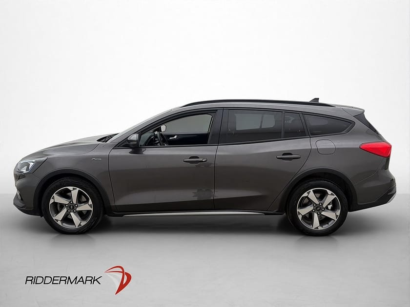Bild 5 av Ford Focus Active Kombi 1.0 125hk Kamera Navi Rattvärme