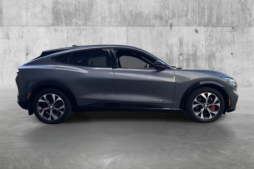 Bilde 4 av Ford Mustang Mach-E Long Range AWD HENGERFESTE,PANORAMATAK,CARPLAY+++