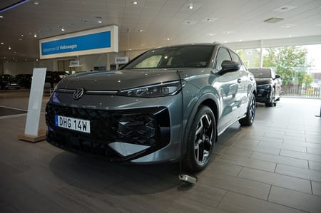 Volkswagen T-Roc R-LINE  1.5 ETSI 150 HK DSG7