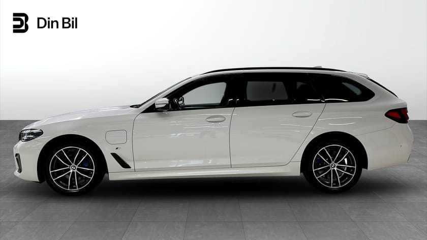 Bild 2 av BMW 530e xDrive Touring 292hk M-Sport Drag B-Kamera Navi