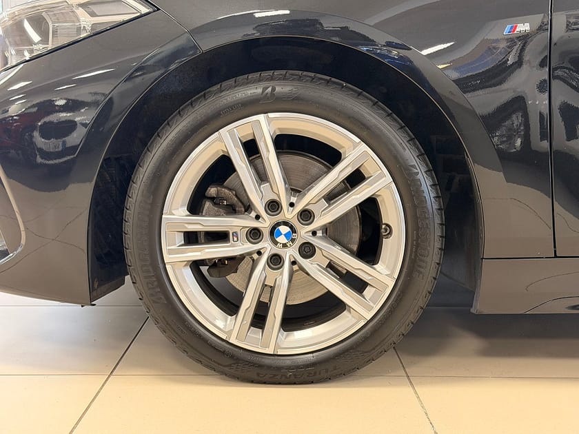 Bild 3 av BMW 118i 118 M paket Sportsäten Adaptiv farthållare