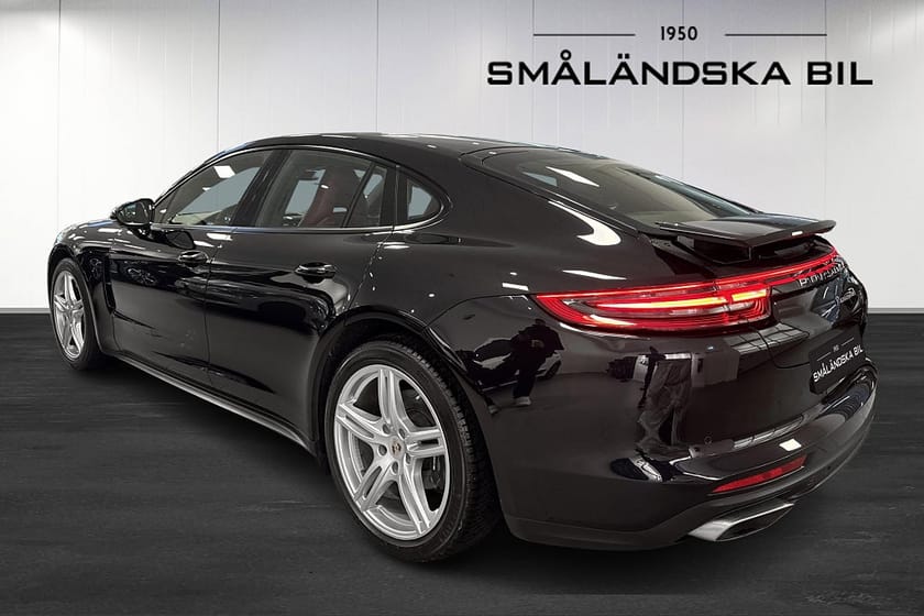 Bild 3 av Porsche Panamera 4 PDK Panorama Sport Chrono 330hk