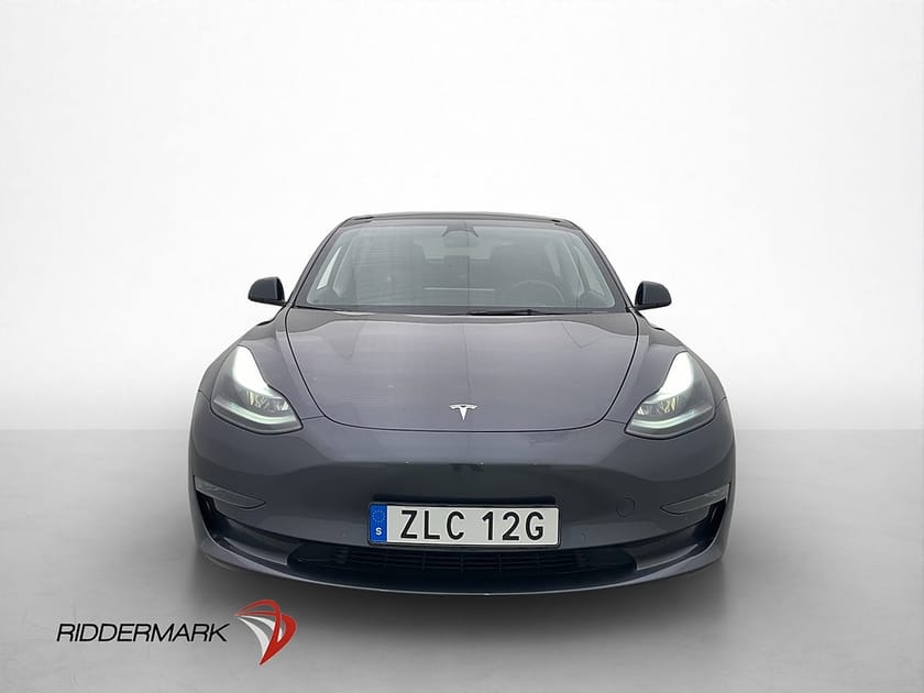 Bild 3 av Tesla Model 3 Long Range AWD Autopilot Dragkrok Svensksåld