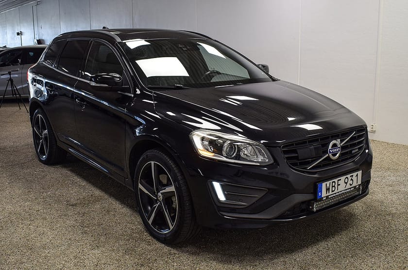 Bild 3 av Volvo XC60 D5 AWD Polestar 230HK Black R Design Pano BLIS Drag