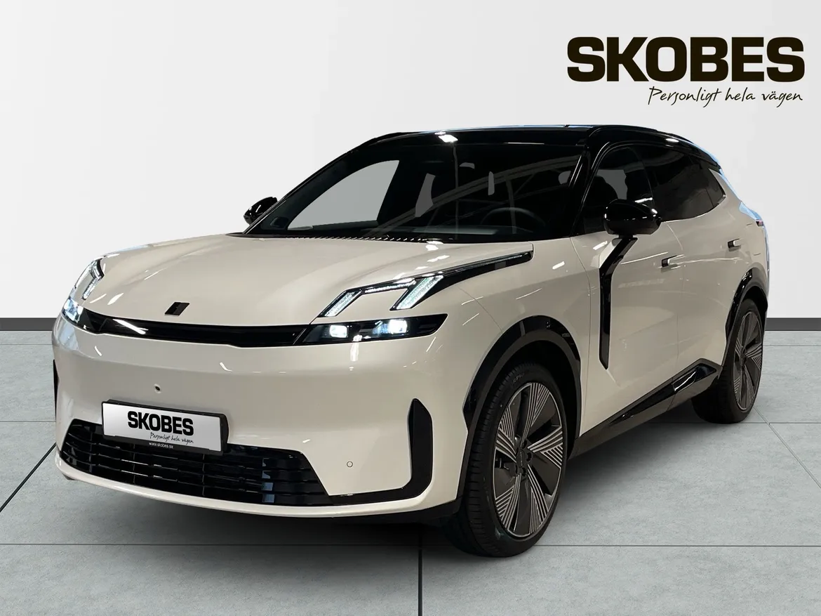 Lynk & Co 08 PHEV
