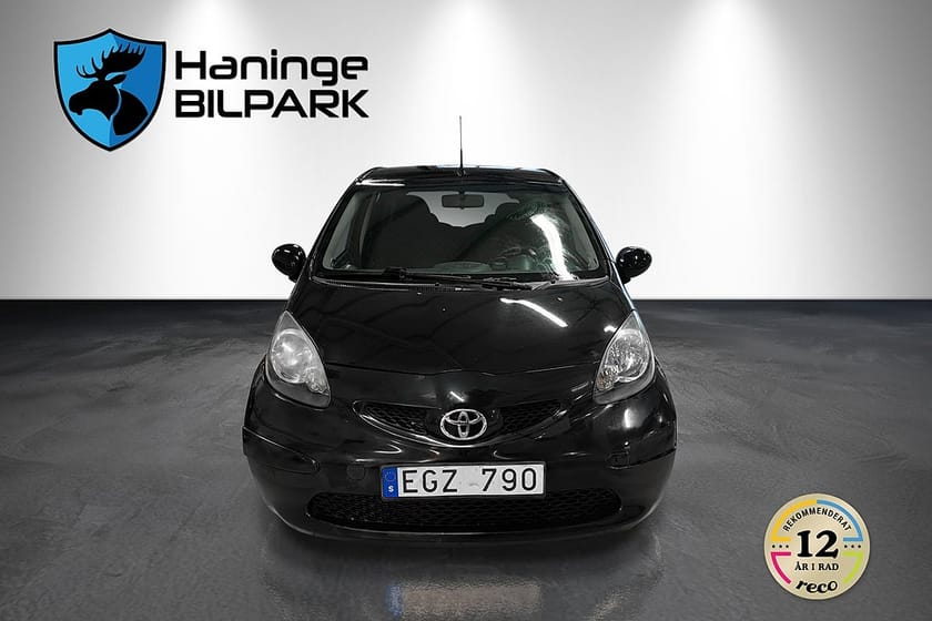 Bild 3 av Toyota Aygo 5-Dr 1.0 VVT-i SUPERDEAL 3.95% / AUTOMAT / BESIKTAD