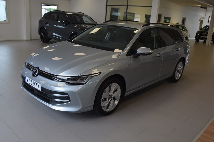 Bild 3 av Volkswagen Golf Sportscombi Life Edition 1.5 eTSI 150 DSG7 Drag