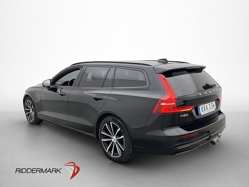 Bild 5 av Volvo V60 T6 AWD 399hk Plus Dark Värmare Drag Kamera MOMS