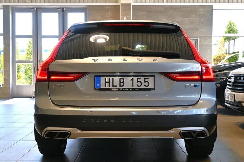 Bild 4 av Volvo V90 Cross Country D5 AWD 235hk PRO Polestar B&W HUD Pano Drag