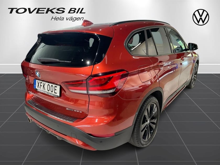 Bild 3 av BMW X1 xDrive25e STEPTRONIC, 220HK Sport line