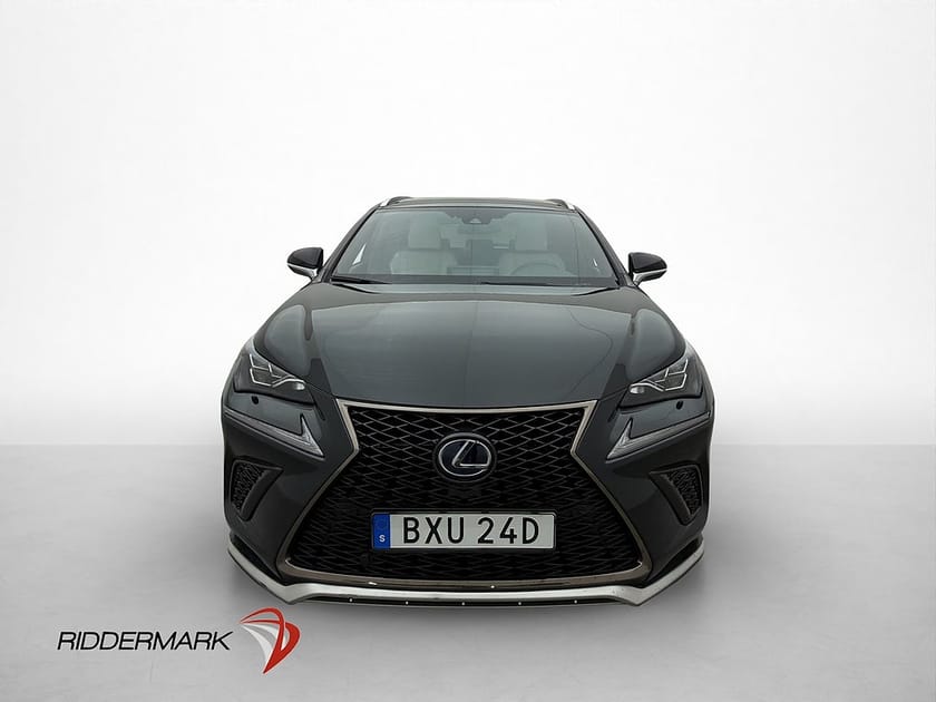 Bild 2 av Lexus NX 300h AWD 300hk F Sport B-Kamera Navi Skinn M-Värmare
