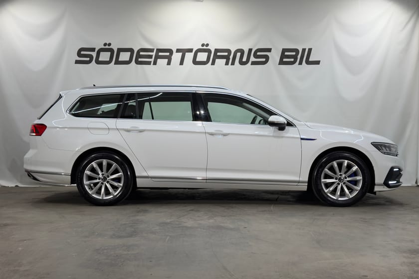 Bild 5 av Volkswagen Passat Sportscombi GTE 1.4 TSI DRAG VÄRMARE KAMERA 1 BRUKARE MOMSBIL