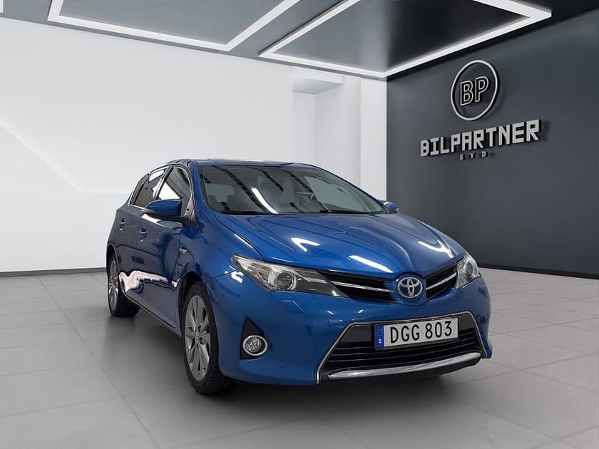 Bild 4 av Toyota Auris Hybrid e-CVT Edition 50/S+V Däck
