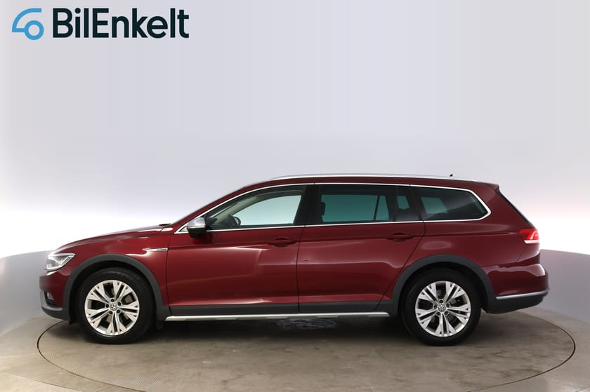 Bild 5 av Volkswagen Passat Alltrack 220 TSI 4M DSG Panorama 360* Drag