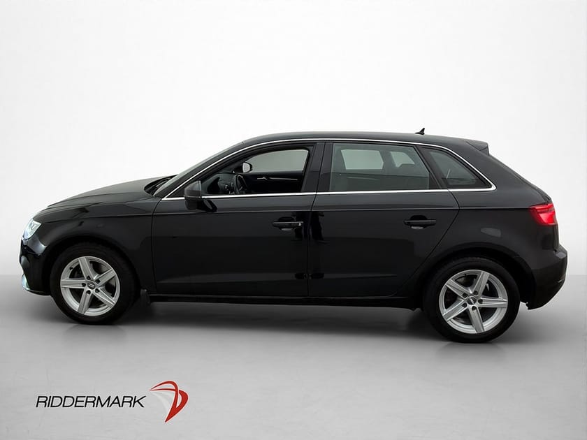 Bild 2 av Audi A3 Sportback 35 TFSI 150hk Proline Dragkrok Adaptiv farthållare