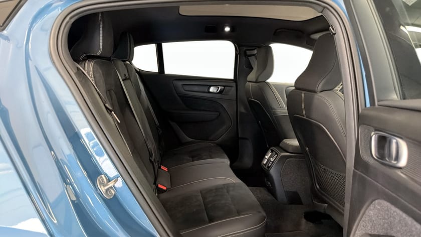 Bild 5 av Volvo C40 Recharge Plus Edition 231Hk / Pano / Kamera