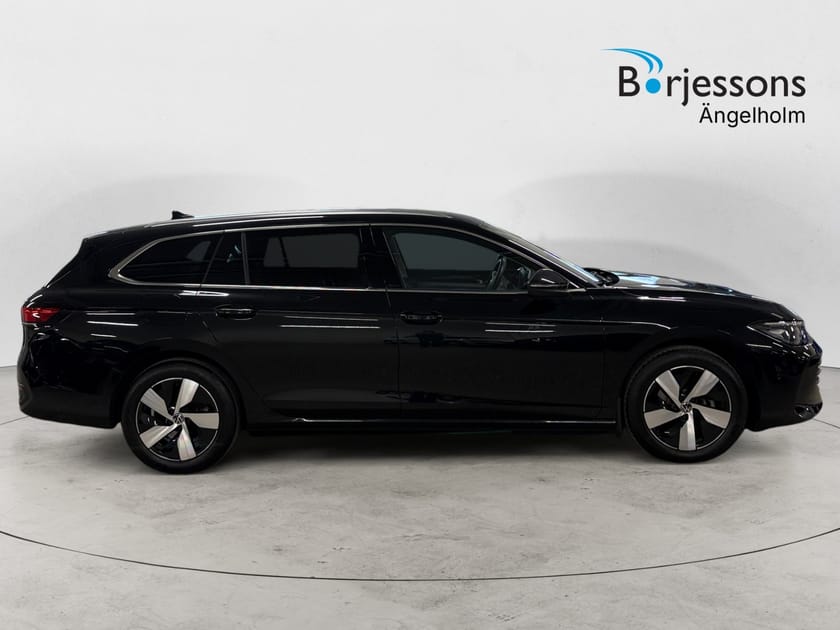 Bild 2 av Volkswagen Passat Sportscombi 1.5 eTSI 150 HK Business DSG