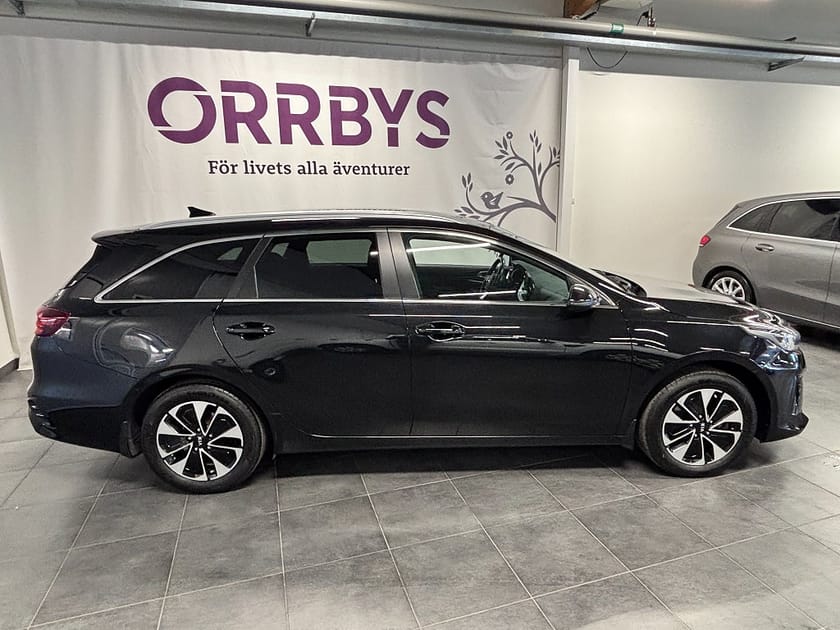 Bild 2 av Kia Ceed Sportswagon Plug-in Hybrid DCT, Drag, Värmare, Keyless