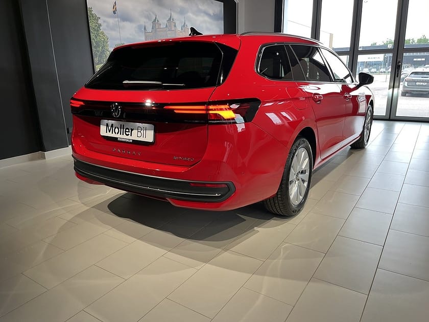 Bild 4 av Volkswagen Passat Variant eHybrid 272 DSG6 BUSINESS