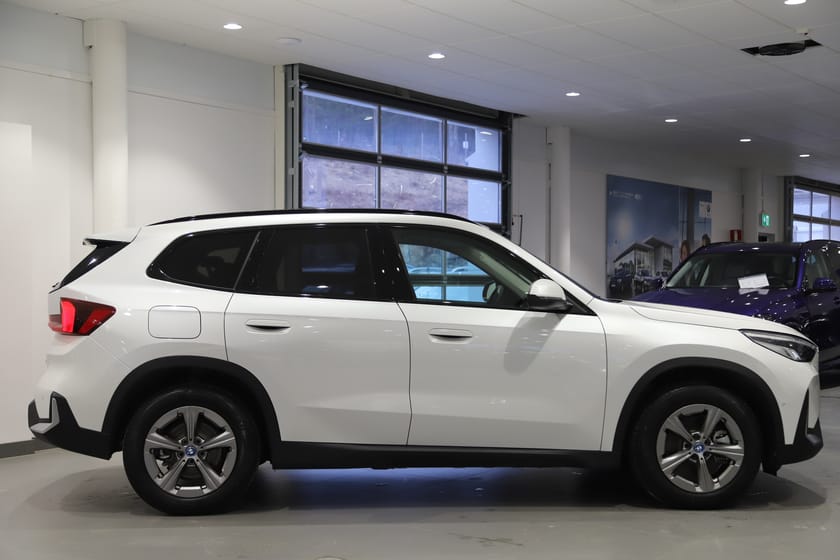 Bild 4 av BMW X1 xDrive25e