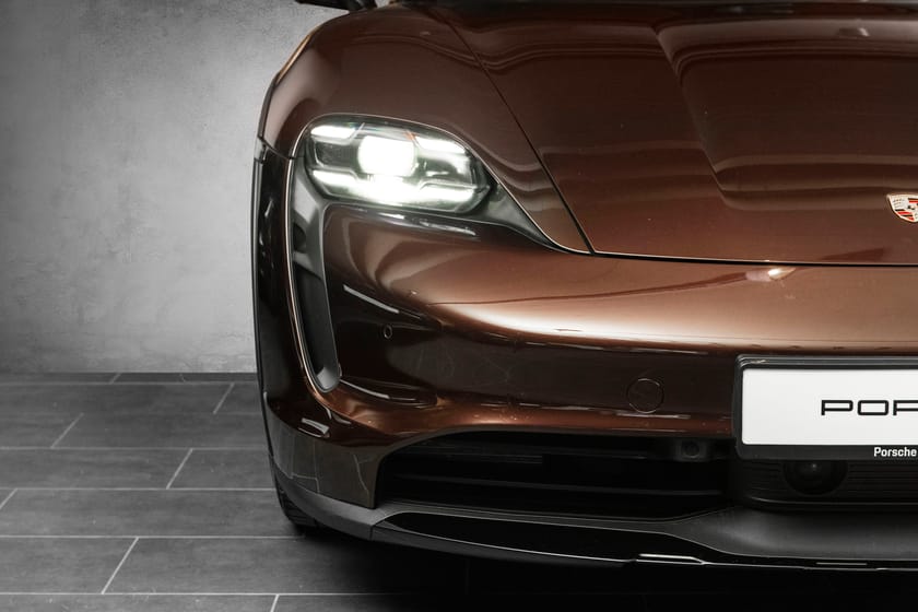 Bilde 2 av Porsche Taycan 4 Cross Turismo