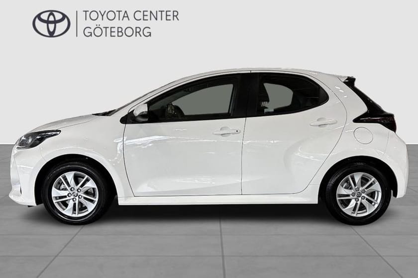 Bild 4 av Toyota Yaris Hybrid 115 1,5 5D ACTIVE KOMFORTPAKET
