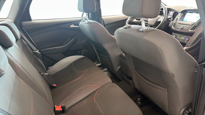 Bild 5 av Ford Focus Kombi 1.0 EcoBoost Manuell