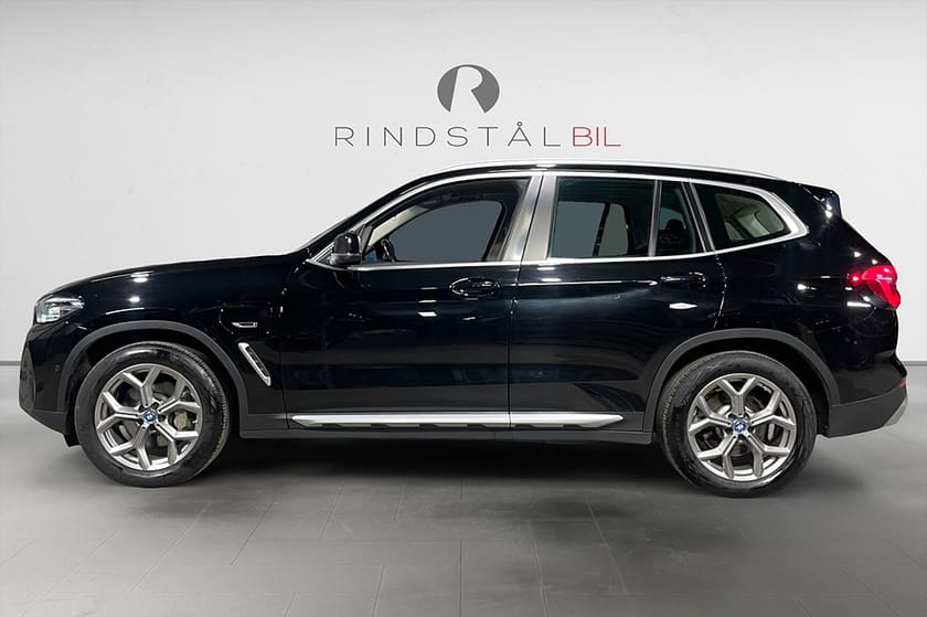 Bild 4 av BMW X3 xDrive30e 292 HK AUT DRAG NAVI COCKPIT 360KR/ÅR MOMS