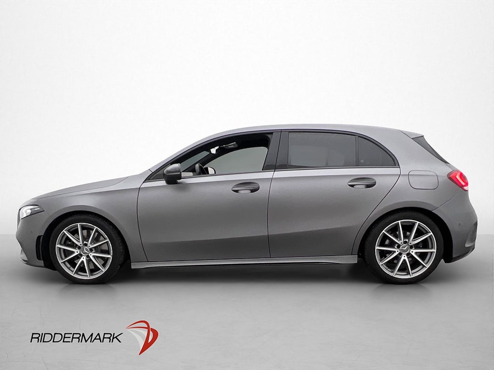 Mercedes-Benz A 250 4M 224hk AMG Värmare 2019, bild 4/10