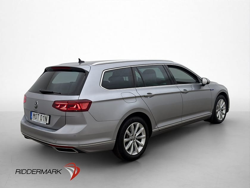 Bild 5 av Volkswagen Passat Sportscombi GTE 218hk Kamera Navi CarPlay Adaptiv-Fart