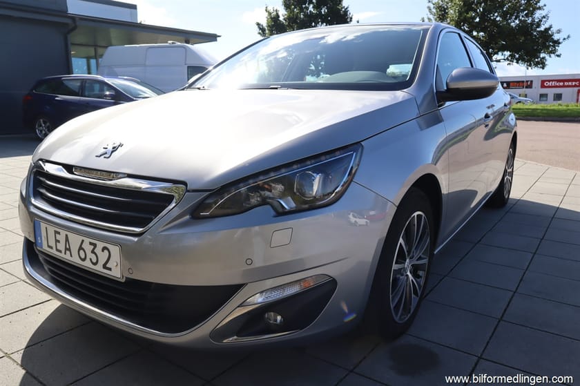 Bild 2 av Peugeot 308 BlueHDi 5dr 120hk Allure Aut Svensksåld