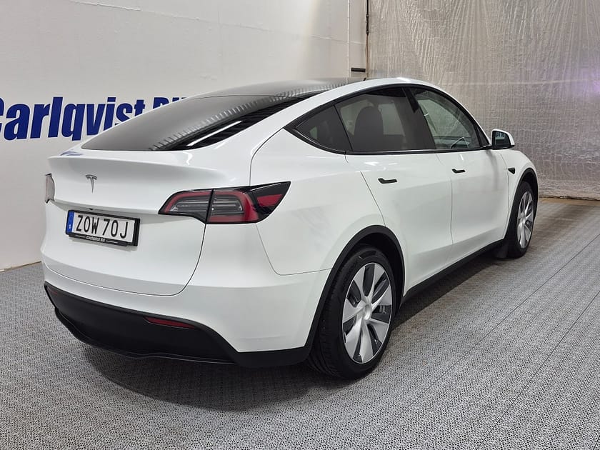 Bild 4 av Tesla Model Y Long Range RWD 347HK Läder Panorama